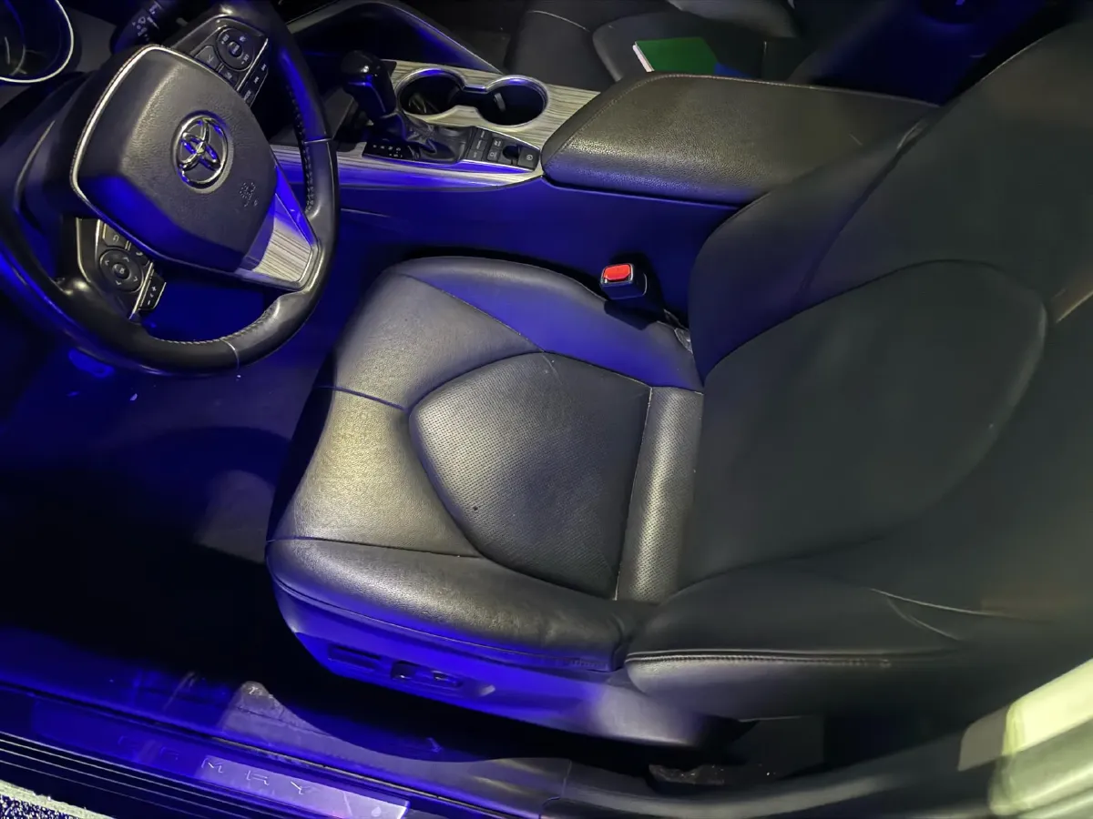 2019 Toyota Camry 2.5L 178HP L4 E-CVT Hybrid,autocango,china used car exporter,china ev exporter,chinese used car exporter,chinese used ev exporter