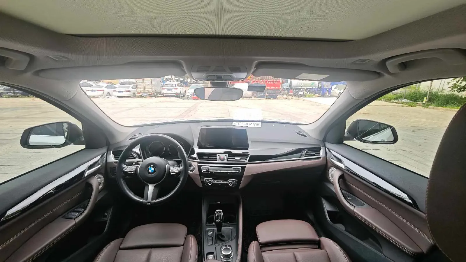2021 BMW X1 2.0T 192HP L4 7DCT,autocango,china used car exporter,china ev exporter,chinese used car exporter,chinese used ev exporter