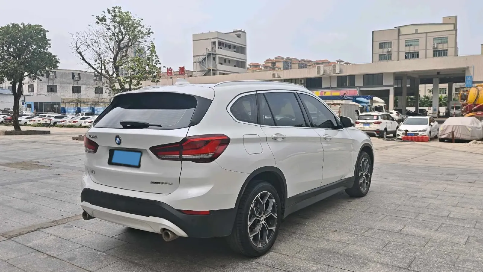 2021 BMW X1 2.0T 192HP L4 7DCT,autocango,china used car exporter,china ev exporter,chinese used car exporter,chinese used ev exporter