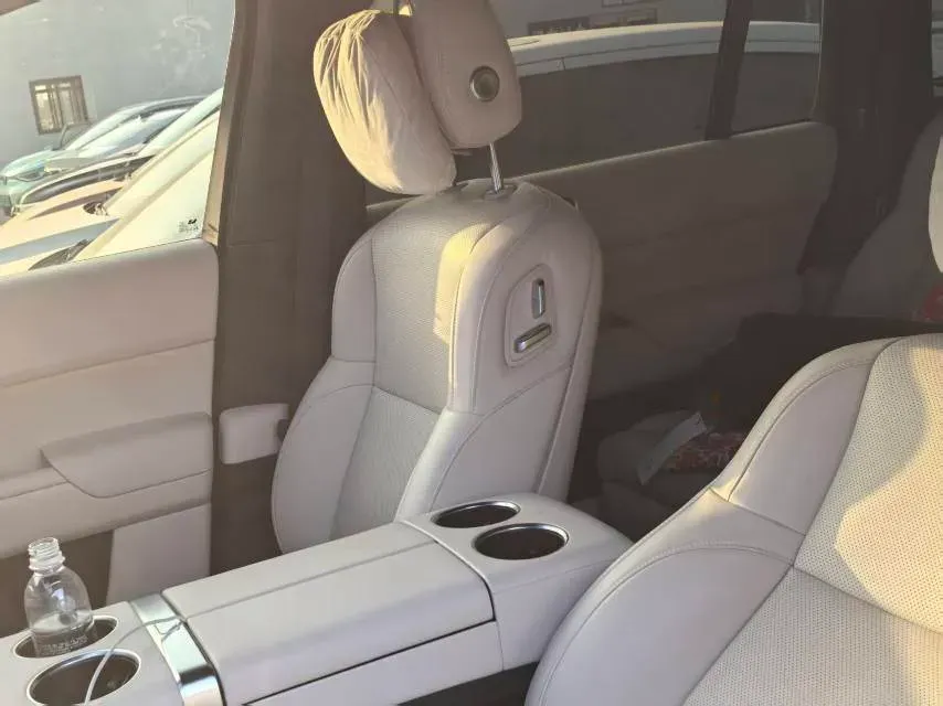 2025 Li L9 Range Extended 154HP REEV,autocango,china used car exporter,china ev exporter,chinese used car exporter,chinese used ev exporter