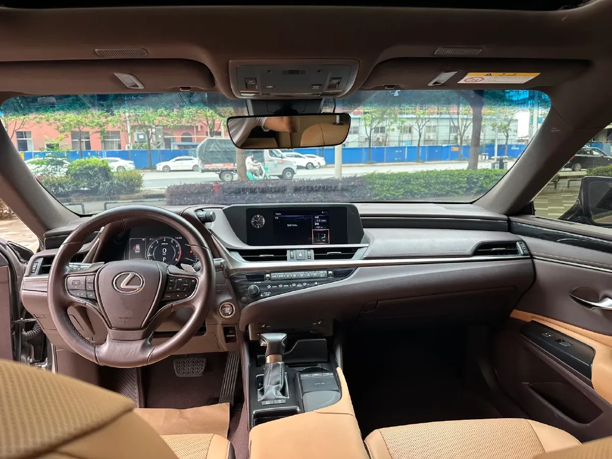 2018 Lexus ES 2.0L 167HP L4 6AT,autocango,china used car exporter,china ev exporter,chinese used car exporter,chinese used ev exporter
