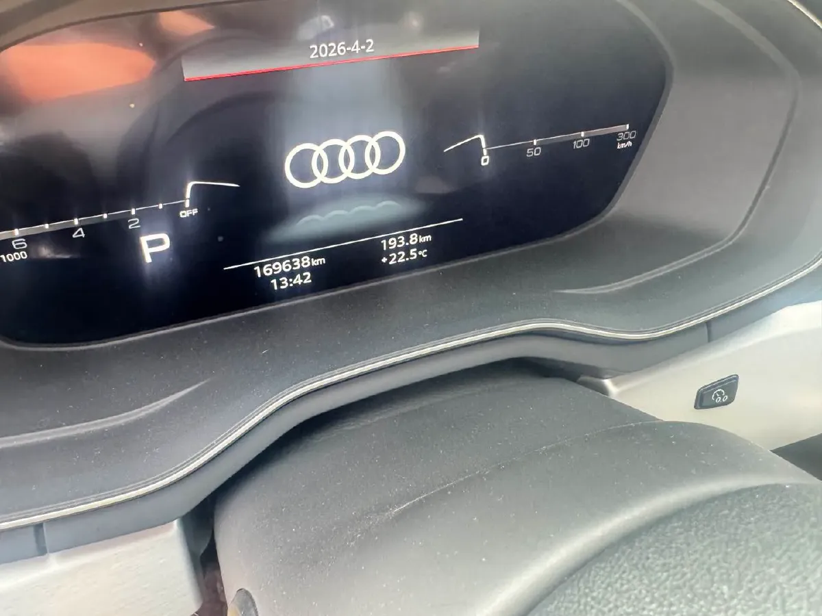 2020 Audi A4L 2.0T 190HP L4 7DCT,autocango,china used car exporter,china ev exporter,chinese used car exporter,chinese used ev exporter