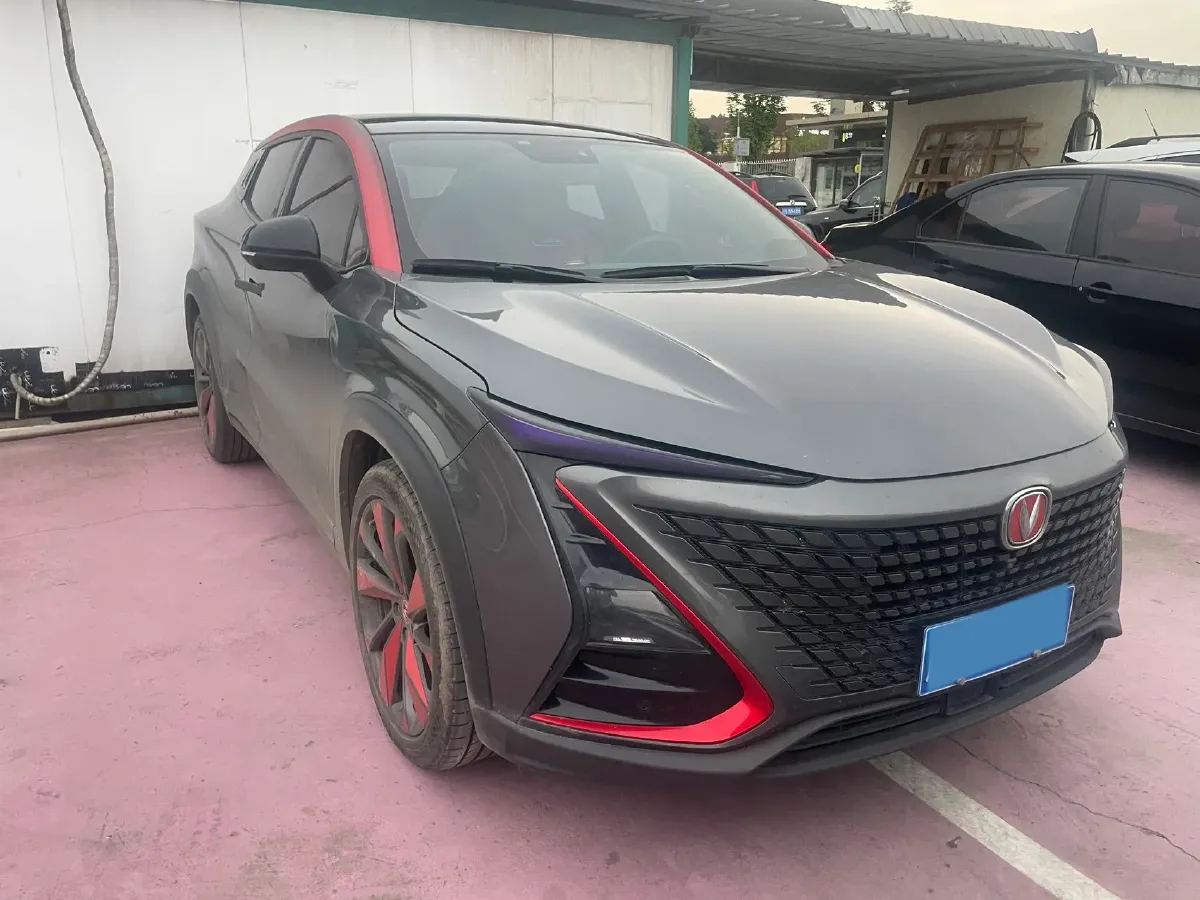 2021 ChangAn UNI-T 1.5T 180HP L4 7DCT,autocango,china used car exporter,china ev exporter,chinese used car exporter,chinese used ev exporter