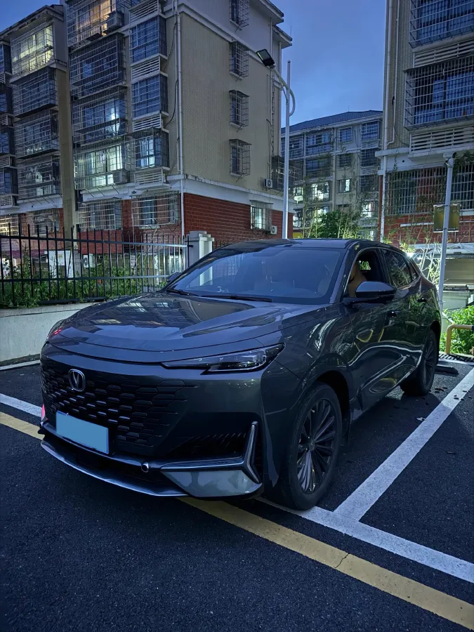 2021 ChangAn UNI-K 2.0T 233HP L4 8AT,autocango,china used car exporter,china ev exporter,chinese used car exporter,chinese used ev exporter