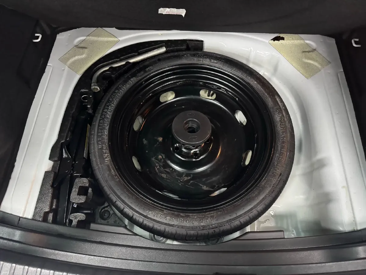 2022 Skoda Karoq 1.4T 150HP L4 7DCT,autocango,china used car exporter,china ev exporter,chinese used car exporter,chinese used ev exporter