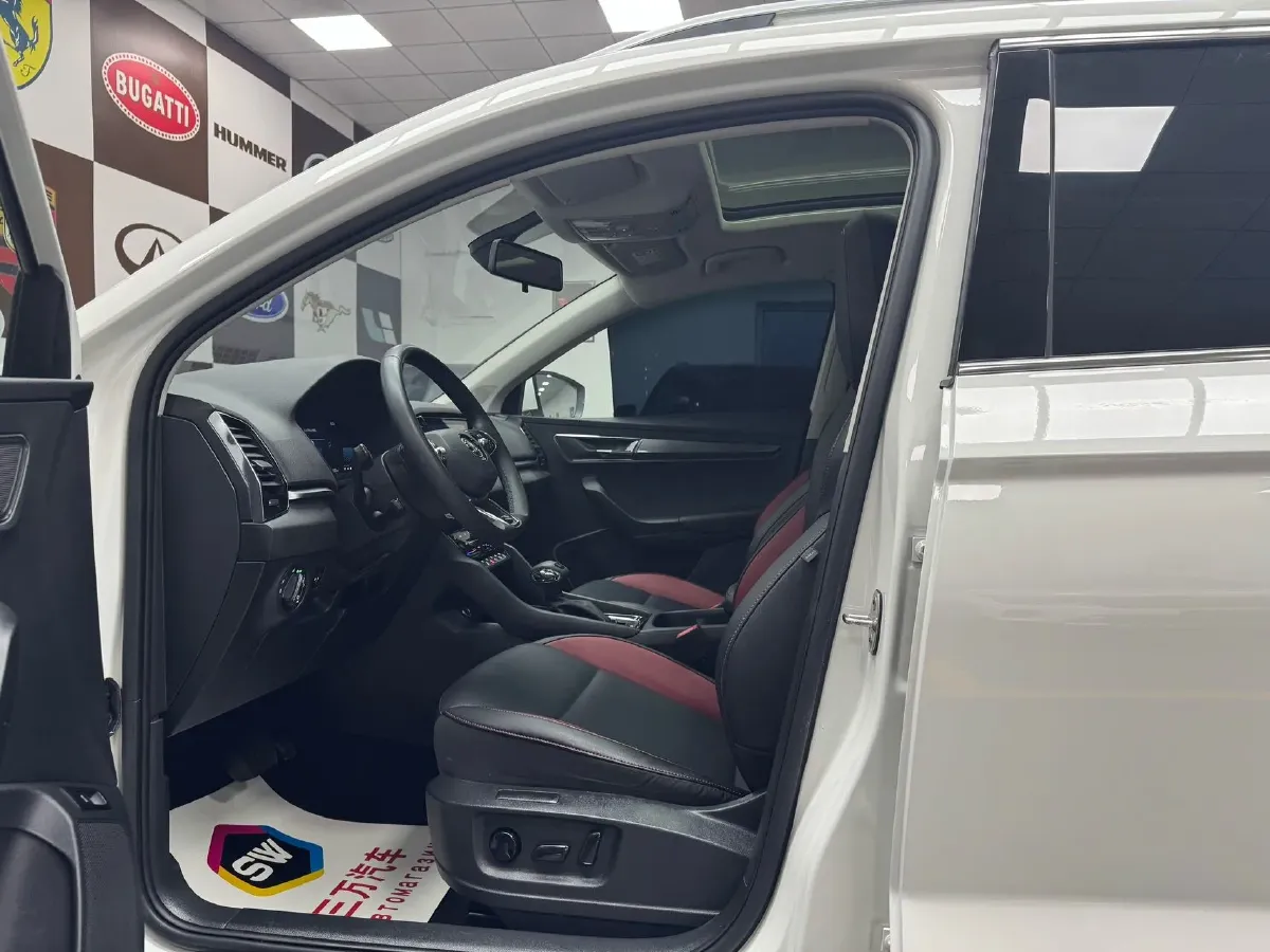 2022 Skoda Karoq 1.4T 150HP L4 7DCT,autocango,china used car exporter,china ev exporter,chinese used car exporter,chinese used ev exporter