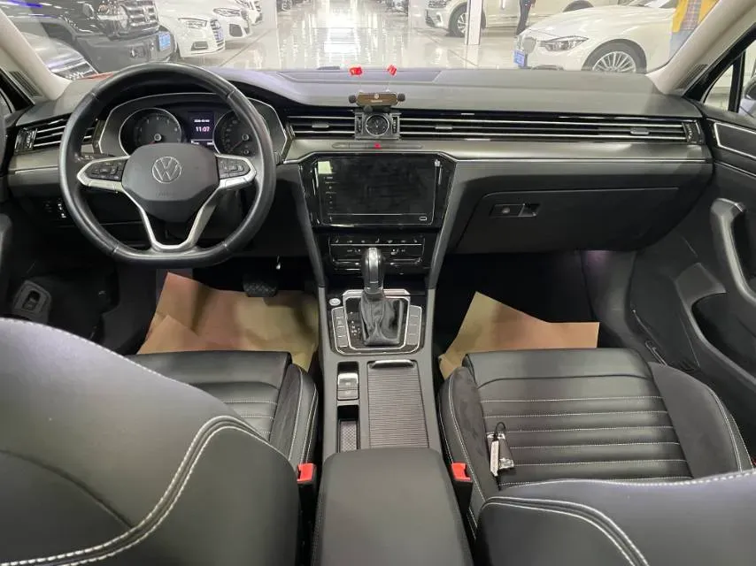 2020 Volkswagen Magotan 2.0T 186HP L4 7DCT,autocango,china used car exporter,china ev exporter,chinese used car exporter,chinese used ev exporter
