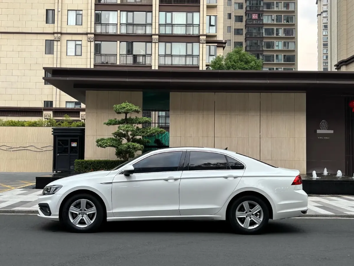 2019 Volkswagen Lamando 1.4T 131HP L4 7DCT,autocango,china used car exporter,china ev exporter,chinese used car exporter,chinese used ev exporter