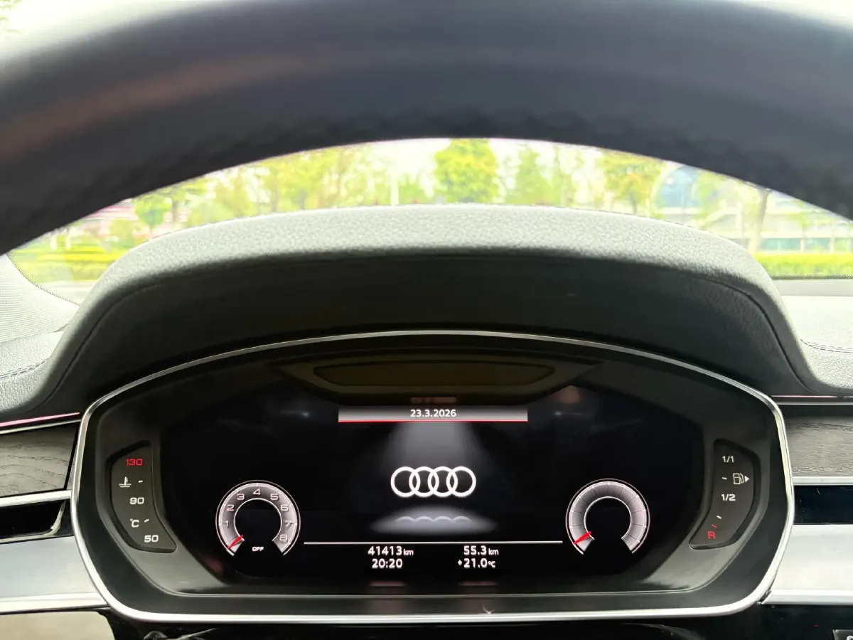 2023 Audi A8 3.0T 286HP V6 8AT,autocango,china used car exporter,china ev exporter,chinese used car exporter,chinese used ev exporter