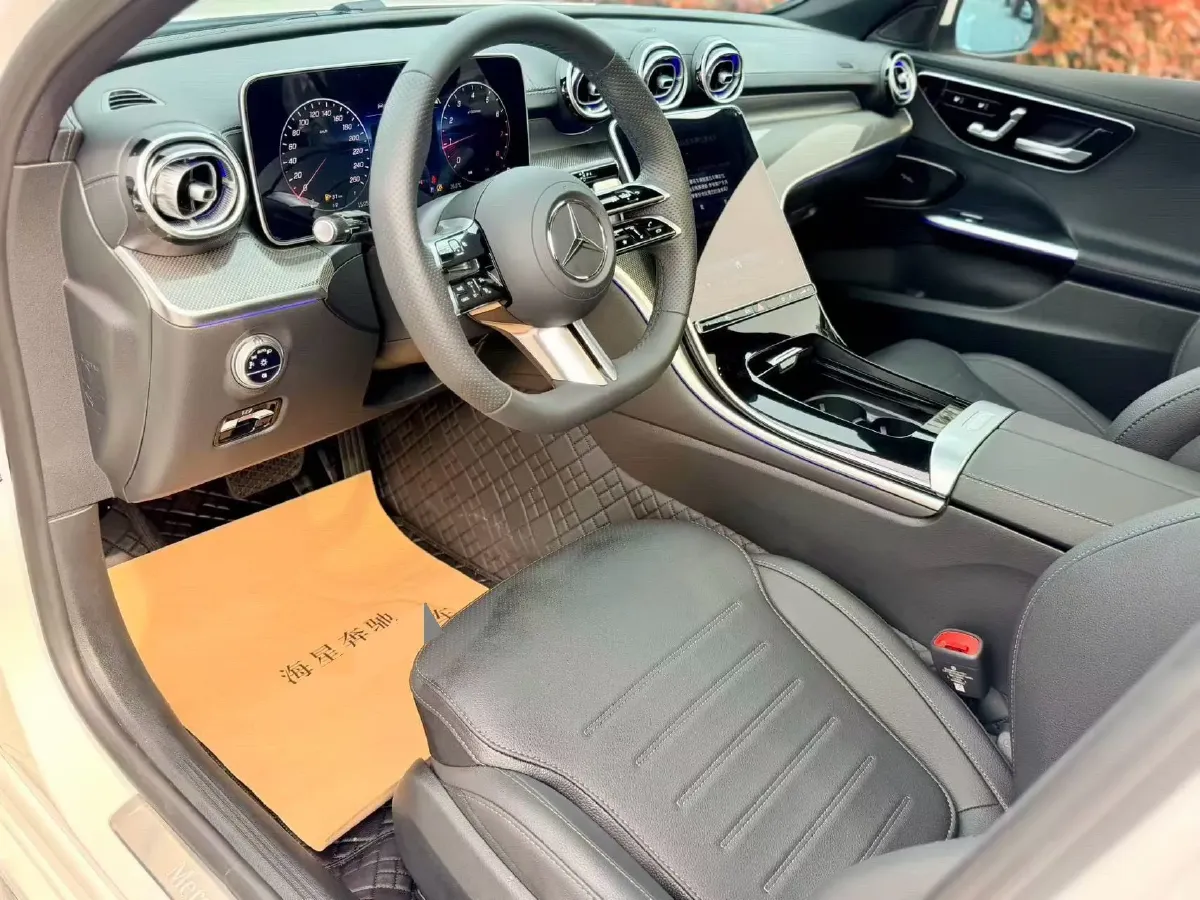2025 Mercedes-Benz C Class 1.5T 204HP L4 9AT,autocango,china used car exporter,china ev exporter,chinese used car exporter,chinese used ev exporter