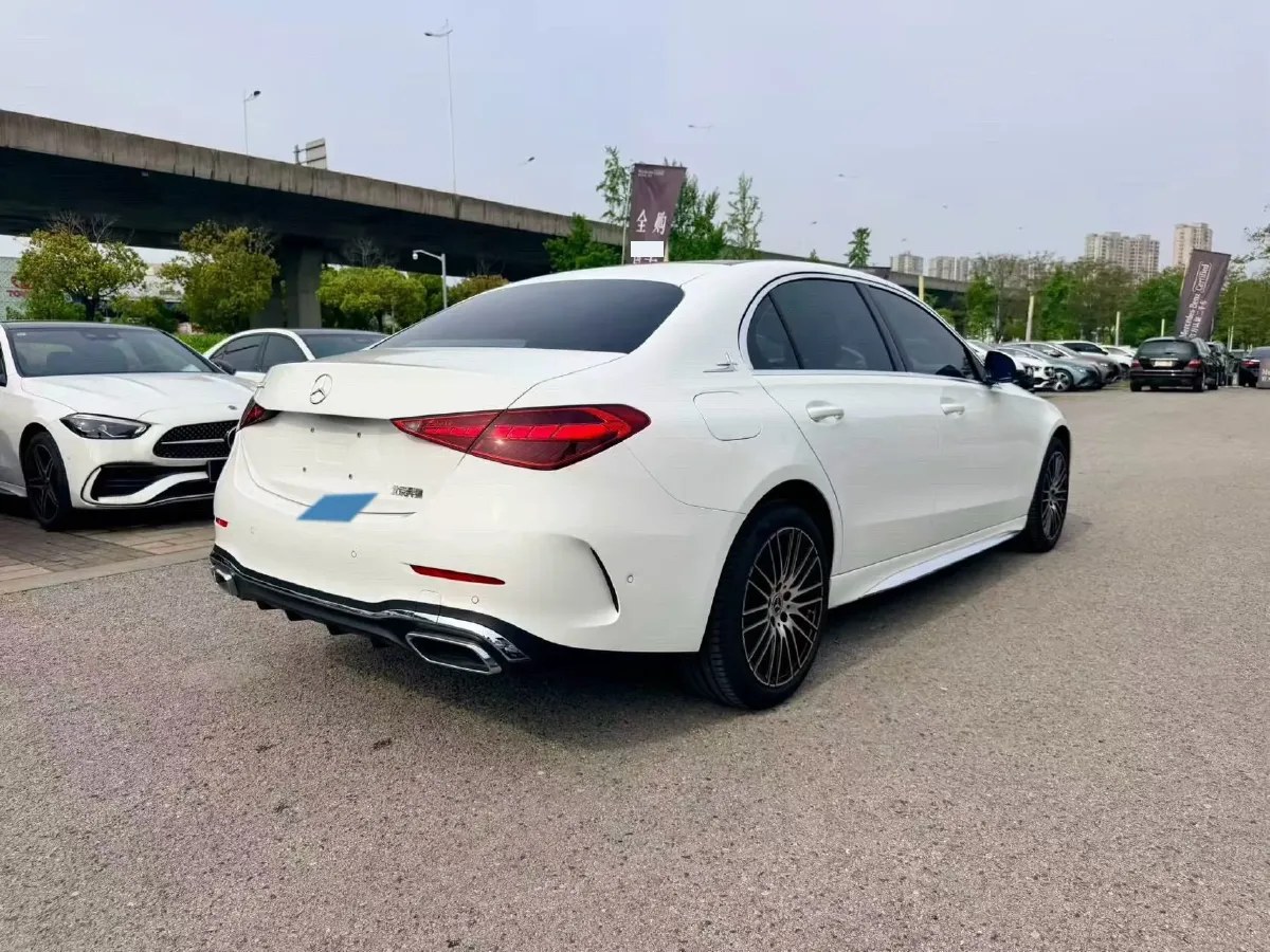 2025 Mercedes-Benz C Class 1.5T 204HP L4 9AT,autocango,china used car exporter,china ev exporter,chinese used car exporter,chinese used ev exporter