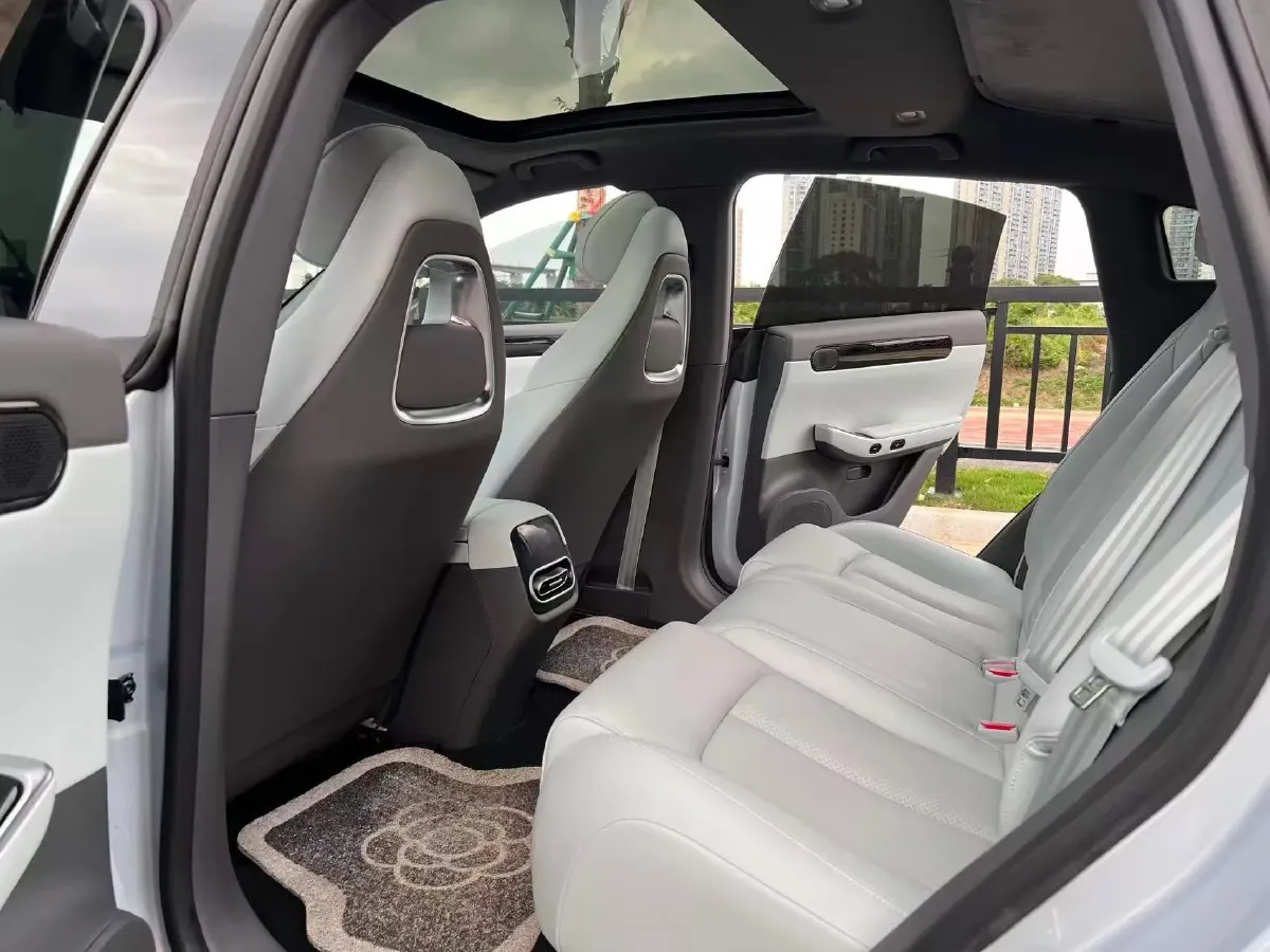 2023 Leapmotor C01 BEV 62.8KWH,autocango,china used car exporter,china ev exporter,chinese used car exporter,chinese used ev exporter