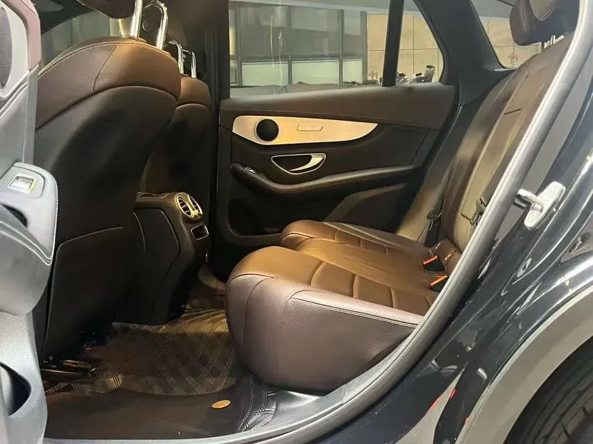 2020 Mercedes-Benz GLC Class 2.0T 197HP L4 9AT,autocango,china used car exporter,china ev exporter,chinese used car exporter,chinese used ev exporter