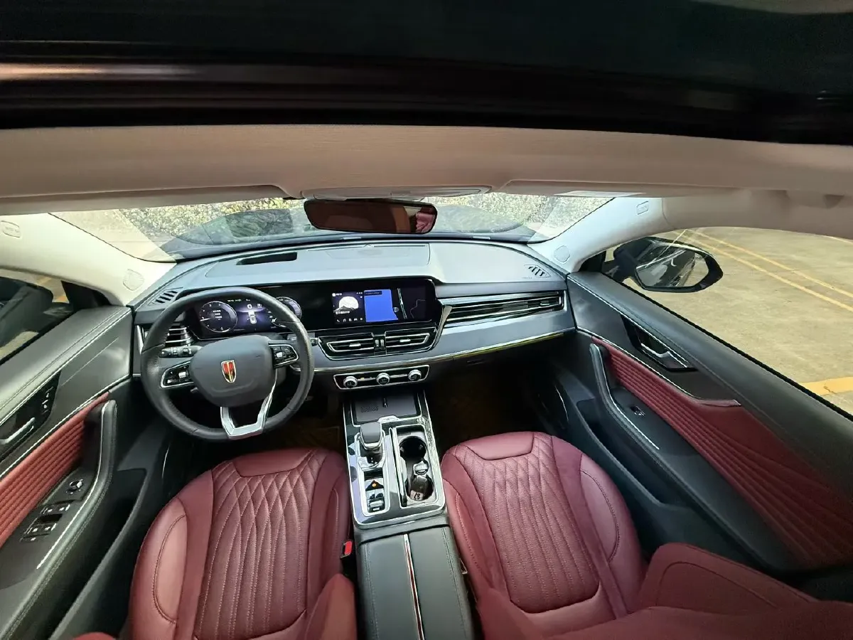 2023 HongQi HS5 2.0T 252HP L4 8AT,autocango,china used car exporter,china ev exporter,chinese used car exporter,chinese used ev exporter