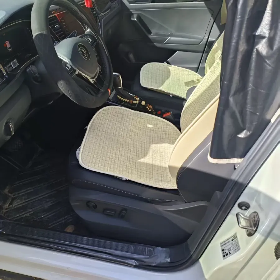 2022 Volkswagen T-Roc 1.4T 150HP L4 7DCT,autocango,china used car exporter,china ev exporter,chinese used car exporter,chinese used ev exporter