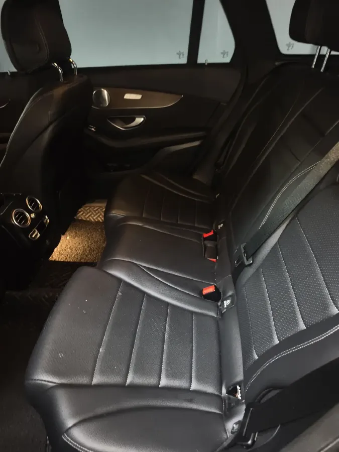 2021 Mercedes-Benz GLC Class 2.0T 258HP L4 9AT,autocango,china used car exporter,china ev exporter,chinese used car exporter,chinese used ev exporter