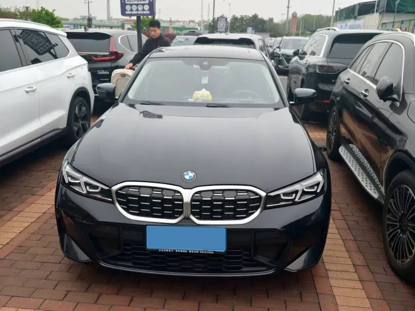 2023 BMW 3 Series 2.0T 184HP L4 8AT,autocango,china used car exporter,china ev exporter,chinese used car exporter,chinese used ev exporter