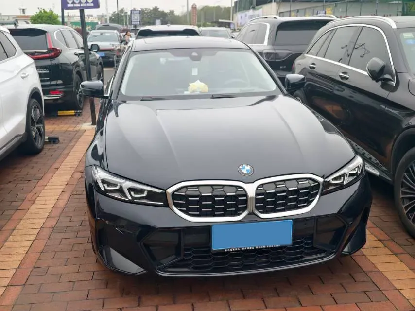 2023 BMW 3 Series 2.0T 184HP L4 8AT,autocango,china used car exporter,china ev exporter,chinese used car exporter,chinese used ev exporter