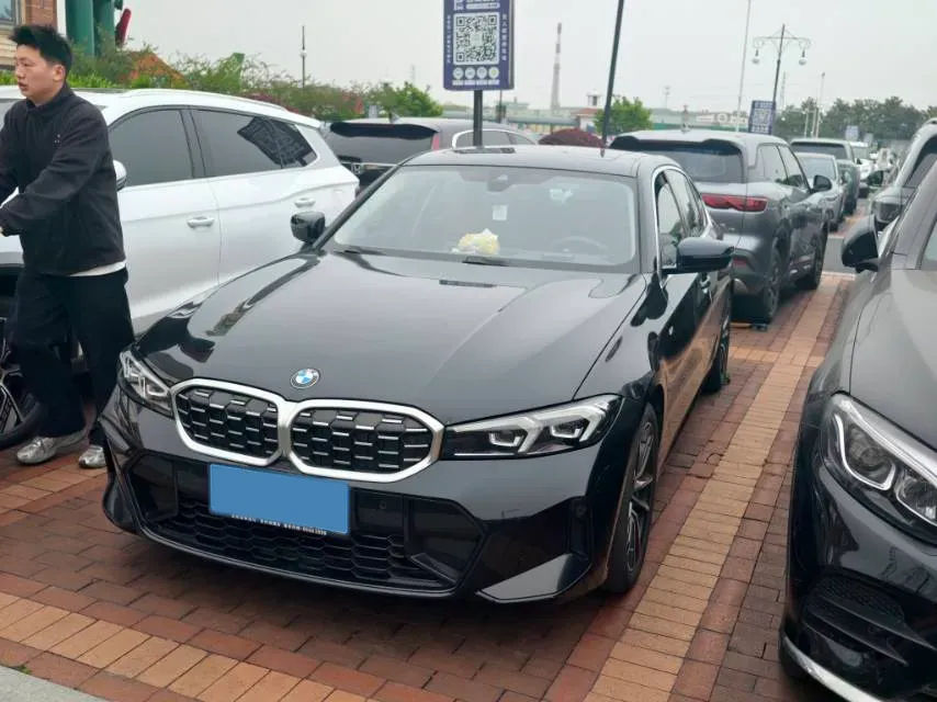 2023 BMW 3 Series 2.0T 184HP L4 8AT,autocango,china used car exporter,china ev exporter,chinese used car exporter,chinese used ev exporter