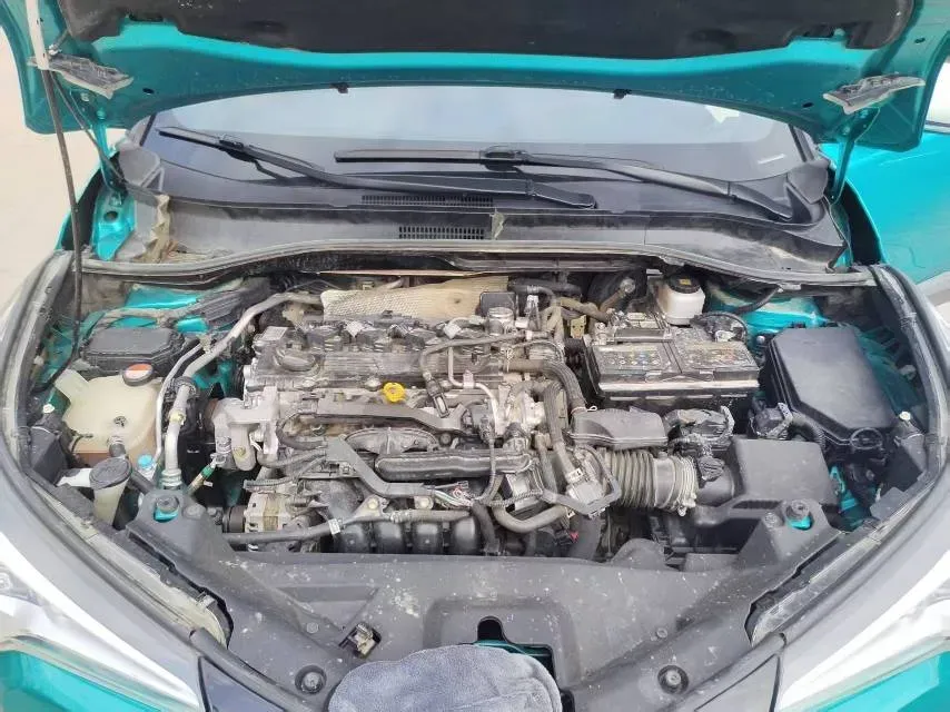 2018 Toyota C-HR 2.0L 171HP L4 CVT,autocango,china used car exporter,china ev exporter,chinese used car exporter,chinese used ev exporter