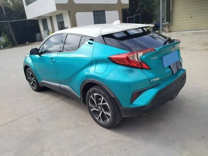 2018 Toyota C-HR 2.0L 171HP L4 CVT,autocango,china used car exporter,china ev exporter,chinese used car exporter,chinese used ev exporter