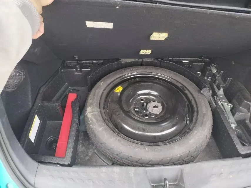 2018 Toyota C-HR 2.0L 171HP L4 CVT,autocango,china used car exporter,china ev exporter,chinese used car exporter,chinese used ev exporter