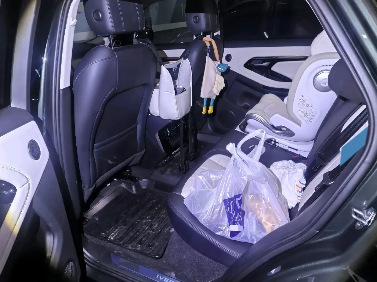 2023 Land Rover Range Rover Evoque 2.0T 249HP L4 9AT,autocango,china used car exporter,china ev exporter,chinese used car exporter,chinese used ev exporter