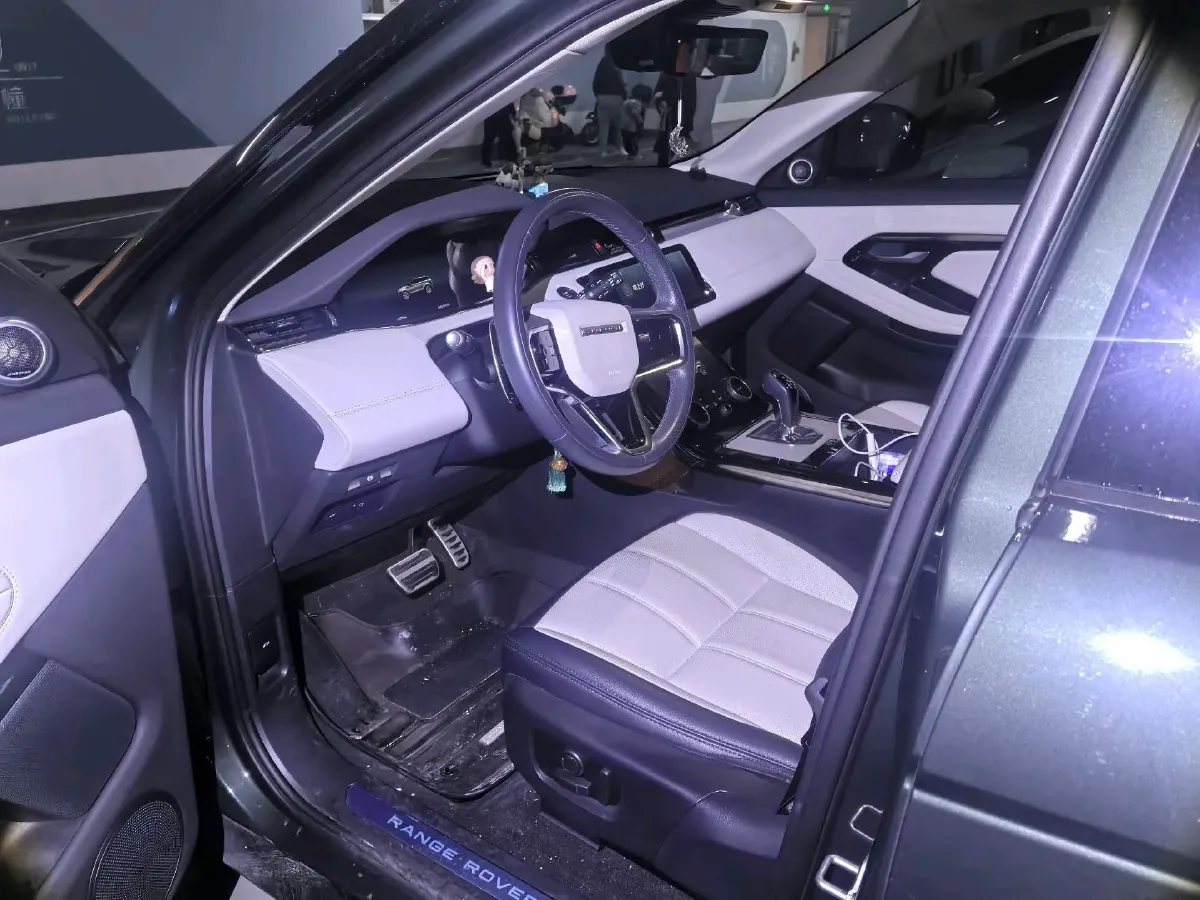 2023 Land Rover Range Rover Evoque 2.0T 249HP L4 9AT,autocango,china used car exporter,china ev exporter,chinese used car exporter,chinese used ev exporter