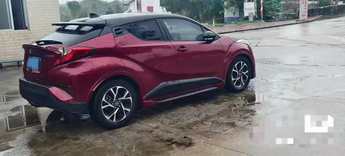 2018 Toyota C-HR 2.0L 171HP L4 CVT,autocango,china used car exporter,china ev exporter,chinese used car exporter,chinese used ev exporter