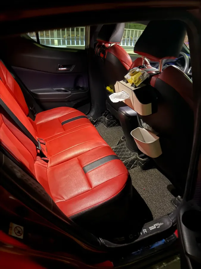 2018 Toyota C-HR 2.0L 171HP L4 CVT,autocango,china used car exporter,china ev exporter,chinese used car exporter,chinese used ev exporter