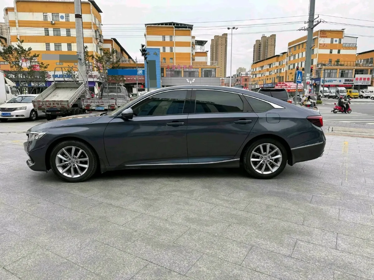 2022 Honda Accord 1.5T 194HP L4 CVT,autocango,china used car exporter,china ev exporter,chinese used car exporter,chinese used ev exporter