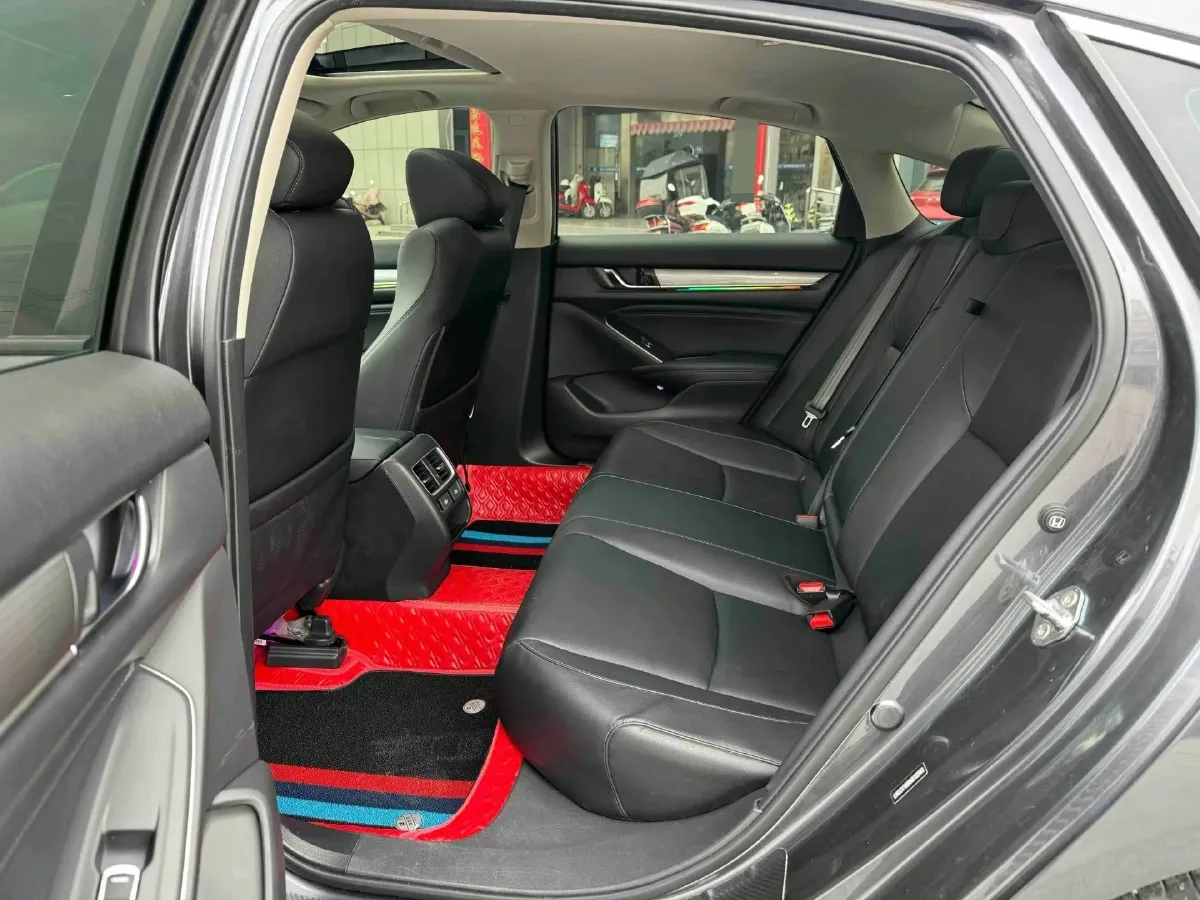 2022 Honda Accord 1.5T 194HP L4 CVT,autocango,china used car exporter,china ev exporter,chinese used car exporter,chinese used ev exporter