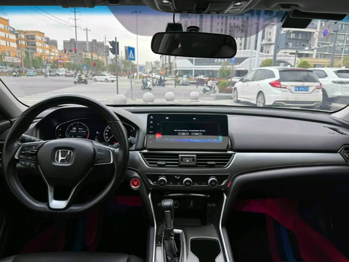 2022 Honda Accord 1.5T 194HP L4 CVT,autocango,china used car exporter,china ev exporter,chinese used car exporter,chinese used ev exporter