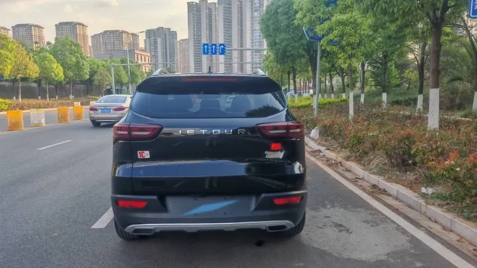 2021 SWM G05 2.0L 143HP L4 5MT,autocango,china used car exporter,china ev exporter,chinese used car exporter,chinese used ev exporter