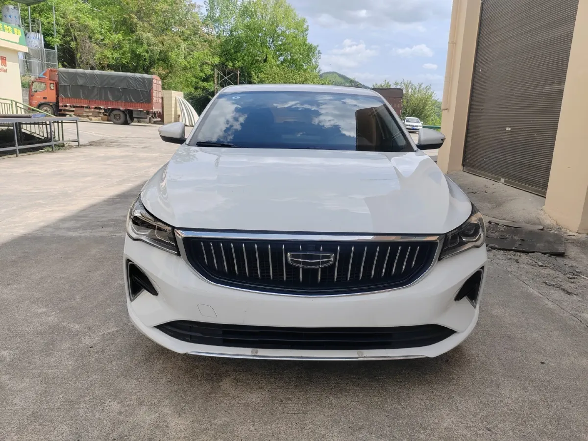 2022 Geely Emgrand 1.5L 114HP L4 5MT,autocango,china used car exporter,china ev exporter,chinese used car exporter,chinese used ev exporter