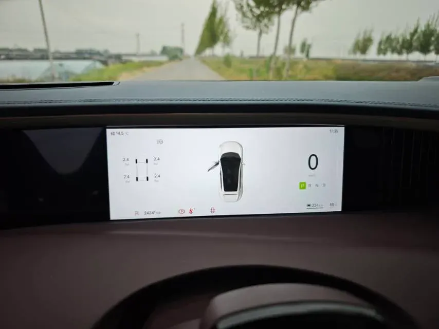 2024 Avatr 11 BEV 90KWH,autocango,china used car exporter,china ev exporter,chinese used car exporter,chinese used ev exporter