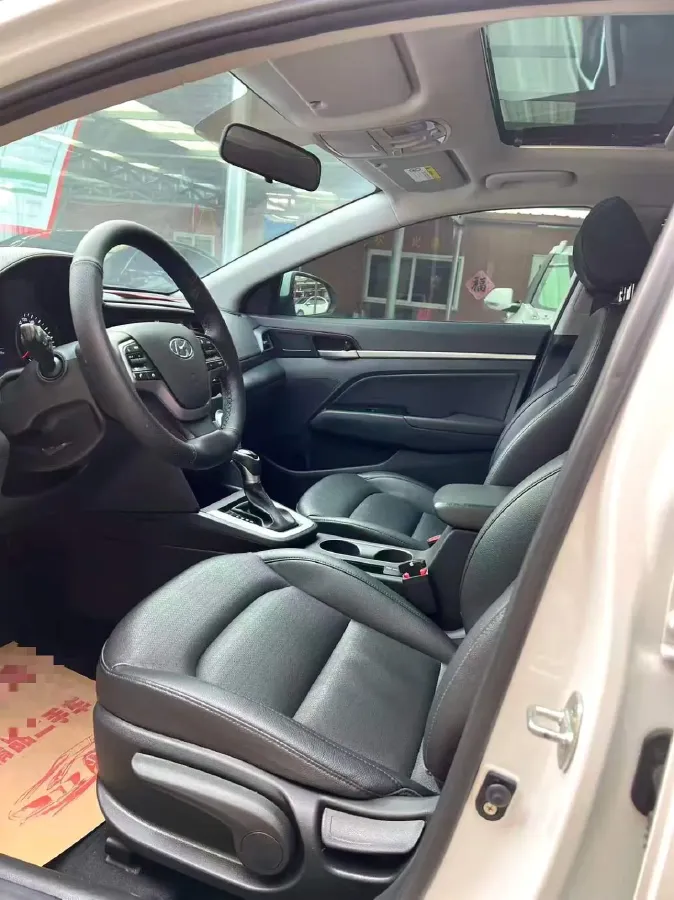 2020 Hyundai Elantra 1.5L 115HP L4 CVT,autocango,china used car exporter,china ev exporter,chinese used car exporter,chinese used ev exporter