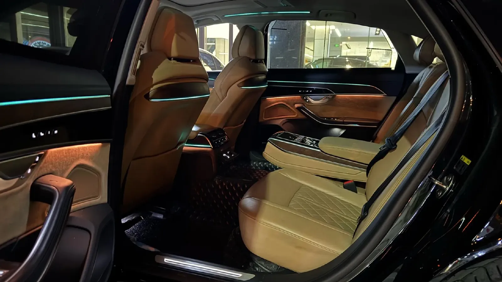 2021 Audi A8 3.0T 286HP V6 8AT,autocango,china used car exporter,china ev exporter,chinese used car exporter,chinese used ev exporter