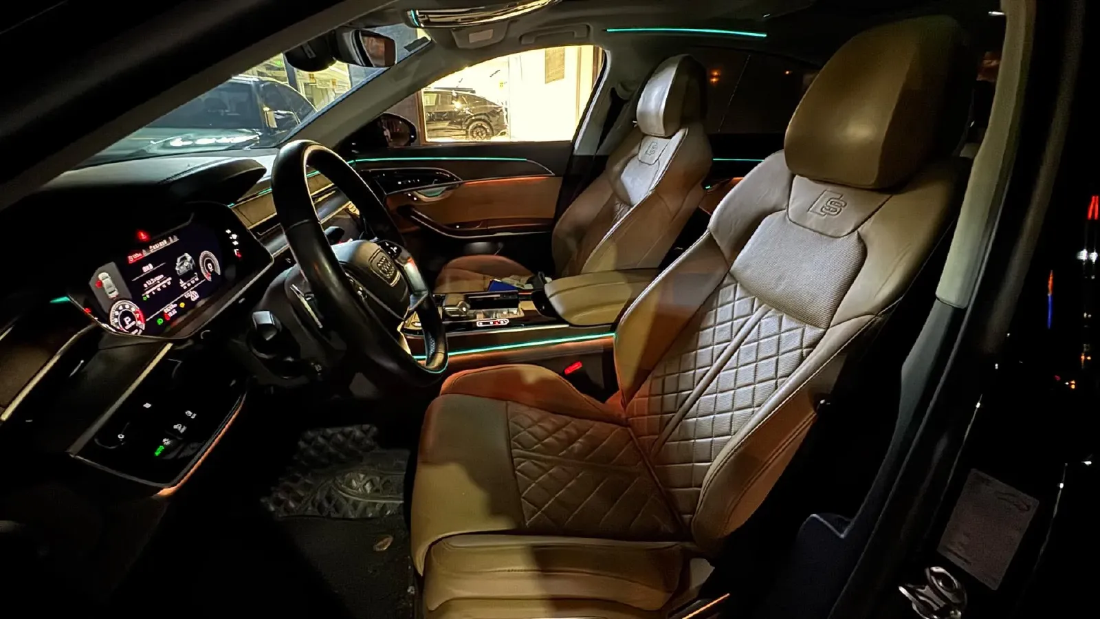 2021 Audi A8 3.0T 286HP V6 8AT,autocango,china used car exporter,china ev exporter,chinese used car exporter,chinese used ev exporter