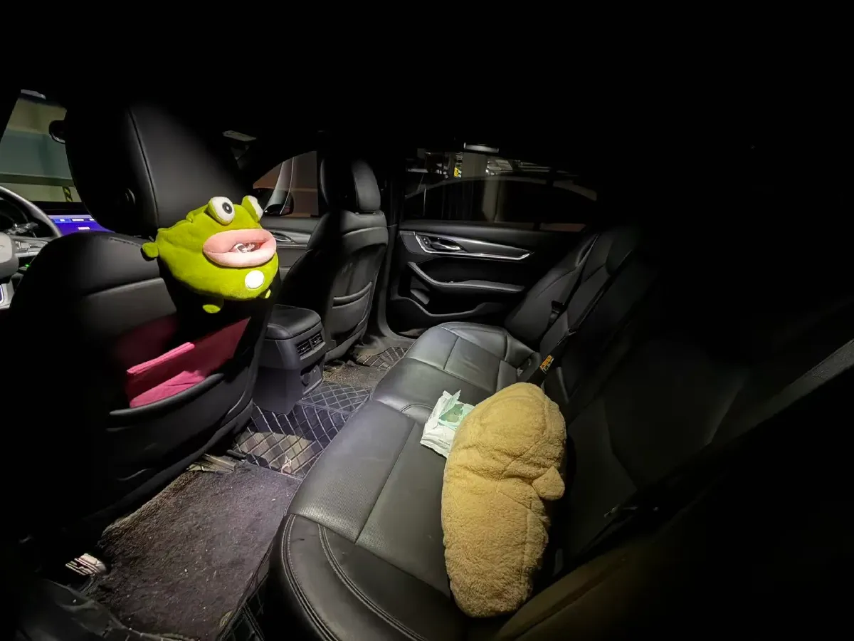 2022 Cadillac CT5 2.0T 237HP L4 10AT,autocango,china used car exporter,china ev exporter,chinese used car exporter,chinese used ev exporter