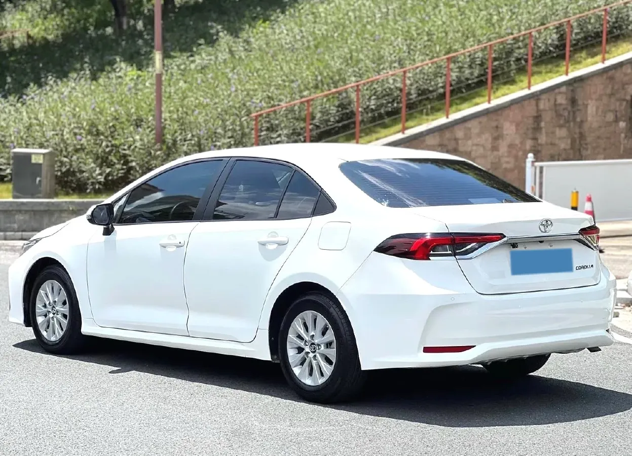 2021 Toyota Corolla 1.5L 121HP L3 CVT,autocango,china used car exporter,china ev exporter,chinese used car exporter,chinese used ev exporter