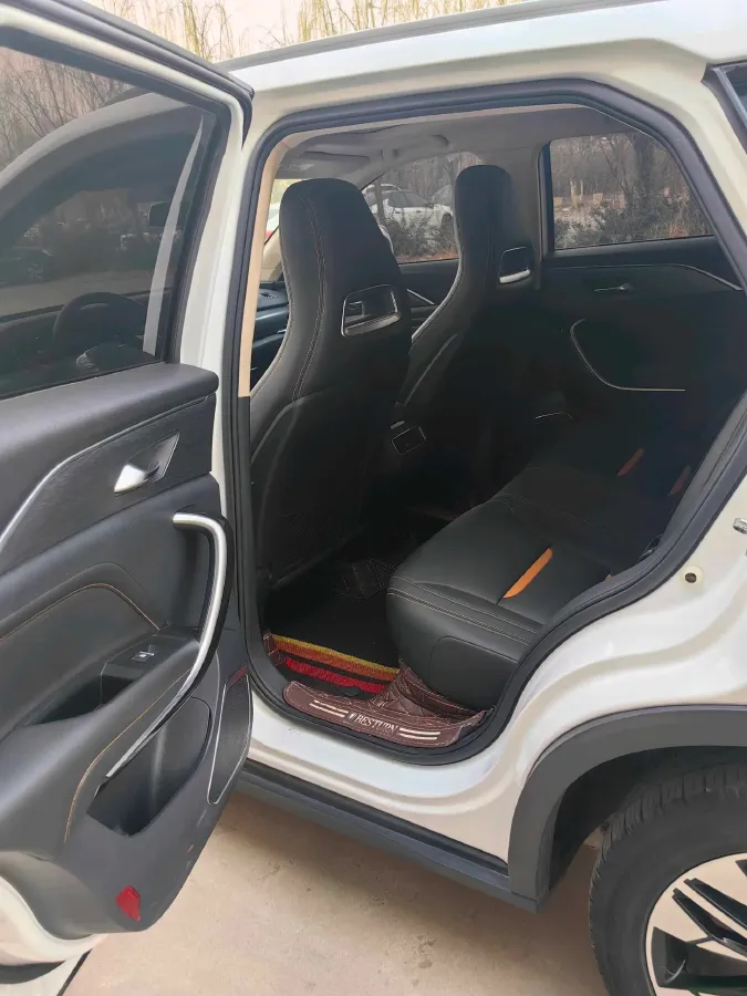 2020 Bestune T77 1.5T 169HP L4 7DCT,autocango,china used car exporter,china ev exporter,chinese used car exporter,chinese used ev exporter