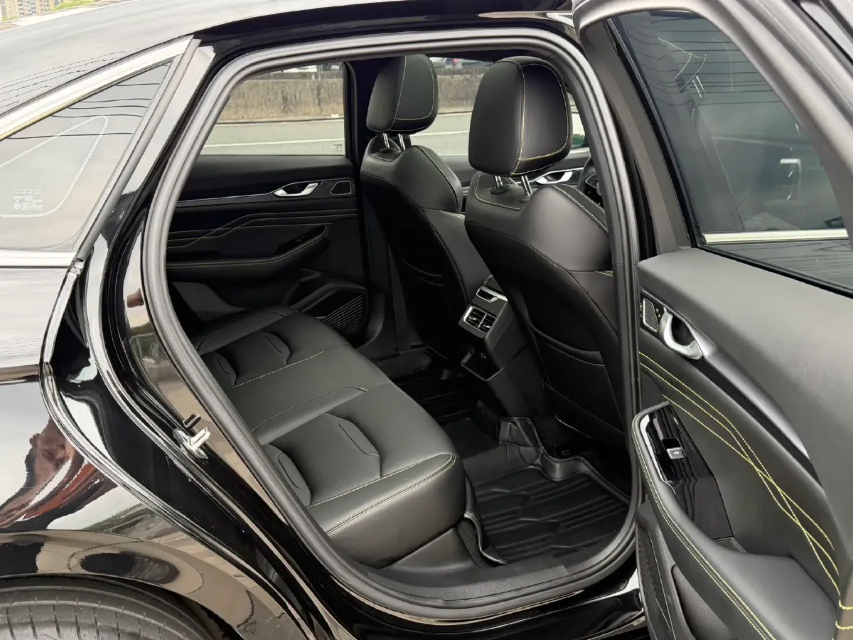 2023 Geely Preface 1.5T 181HP L4 7DCT,autocango,china used car exporter,china ev exporter,chinese used car exporter,chinese used ev exporter