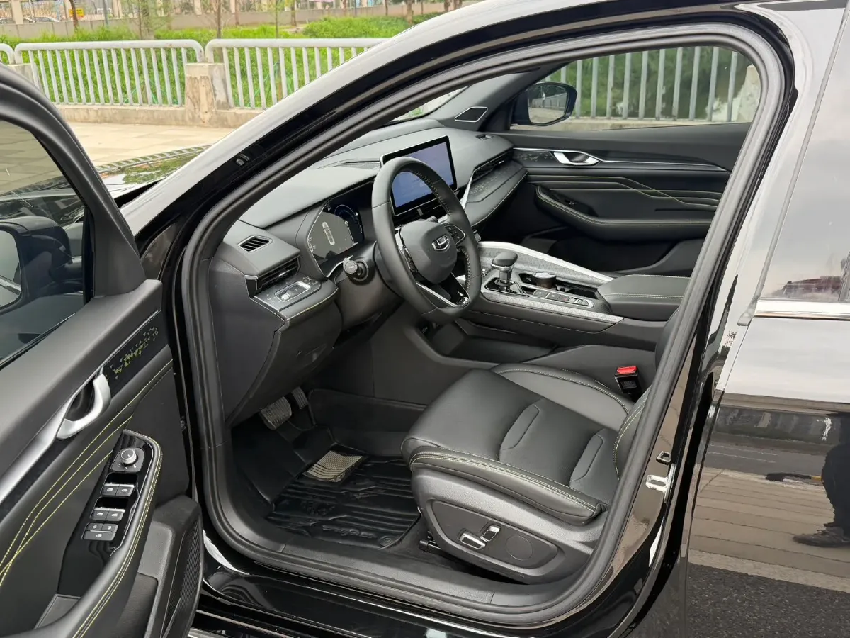 2023 Geely Preface 1.5T 181HP L4 7DCT,autocango,china used car exporter,china ev exporter,chinese used car exporter,chinese used ev exporter