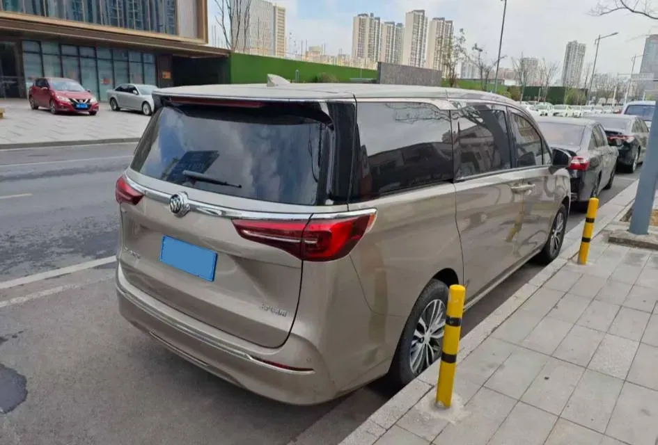 2023 Buick GL8 2.0T 237HP L4 9AT,autocango,china used car exporter,china ev exporter,chinese used car exporter,chinese used ev exporter