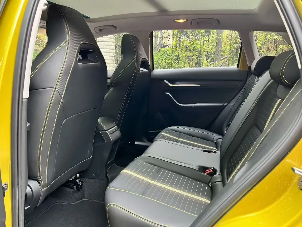 2020 Skoda Kamiq 1.5L 112HP L4 6AT,autocango,china used car exporter,china ev exporter,chinese used car exporter,chinese used ev exporter