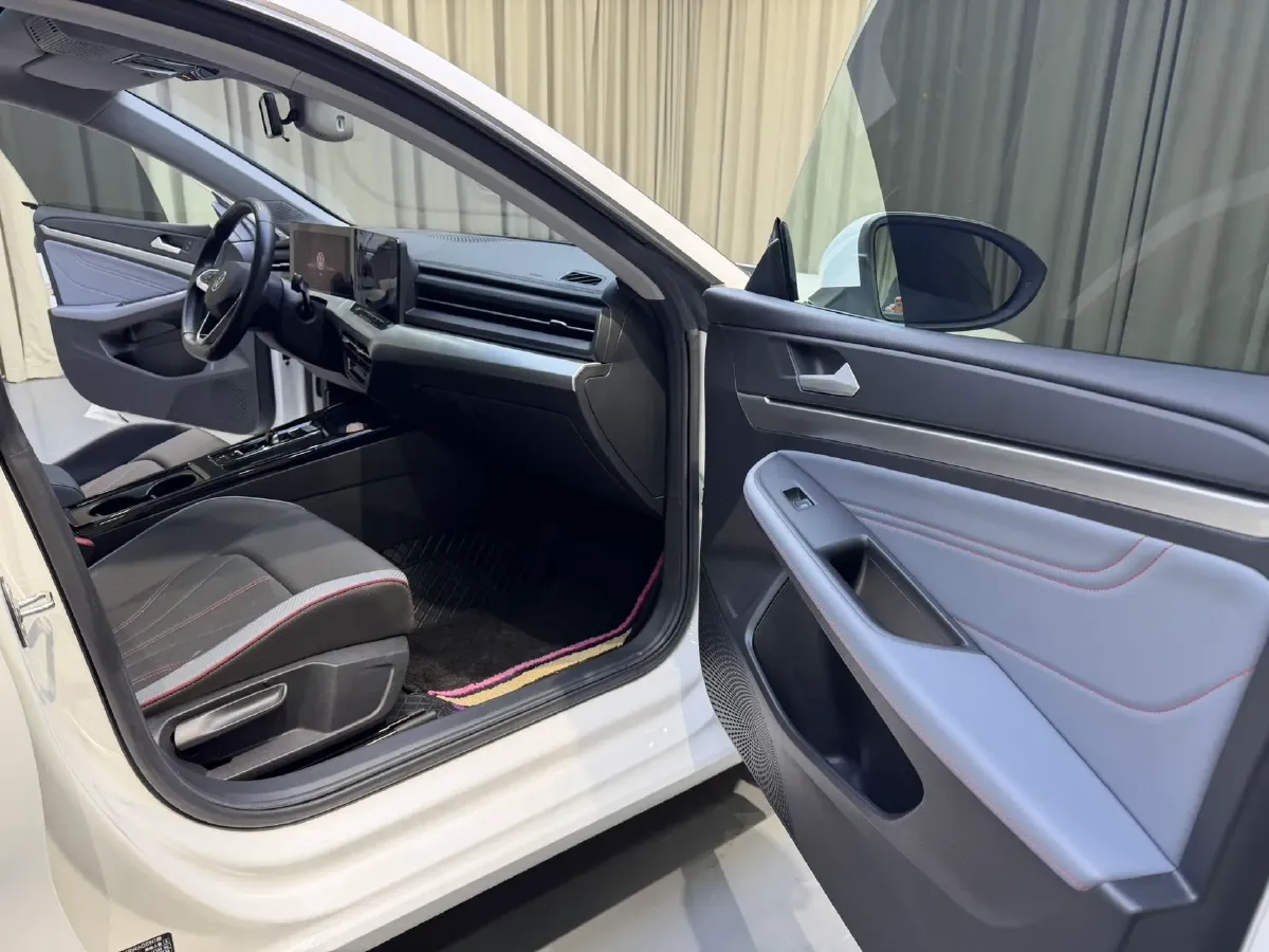 2022 Volkswagen Lavida 1.4T 150HP L4 7DCT,autocango,china used car exporter,china ev exporter,chinese used car exporter,chinese used ev exporter