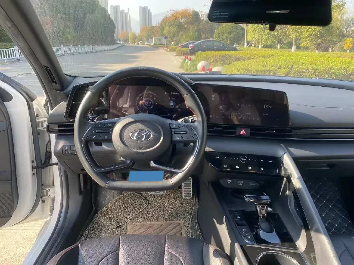 2022 Hyundai Elantra 1.5L 115HP L4 CVT,autocango,china used car exporter,china ev exporter,chinese used car exporter,chinese used ev exporter