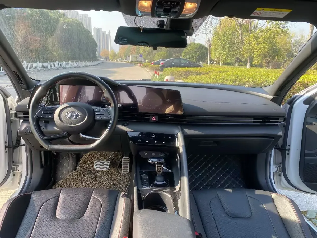 2022 Hyundai Elantra 1.5L 115HP L4 CVT,autocango,china used car exporter,china ev exporter,chinese used car exporter,chinese used ev exporter