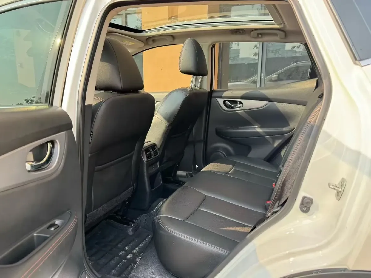 2022 Nissan Qashqai 2.0L 151HP L4 CVT,autocango,china used car exporter,china ev exporter,chinese used car exporter,chinese used ev exporter